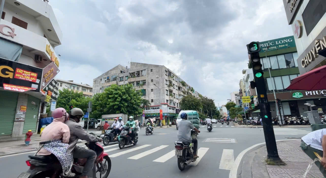  Bán nhà Hẻm kinh doanh sát mặt tiền Gò Dầu Tân Sơn Nhì,  53m2, 4 tầng ở KD, Chỉ 9 tỷ nhỉnh 