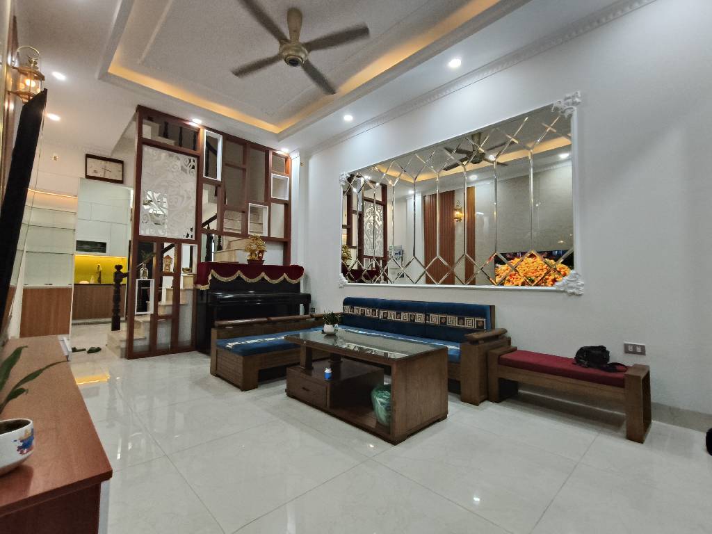  Bán nhà Nguyễn Viết Xuân, Thanh Xuân, Phân lô gần ô tô, 50m2, 15.5 tỷ(MTG) 