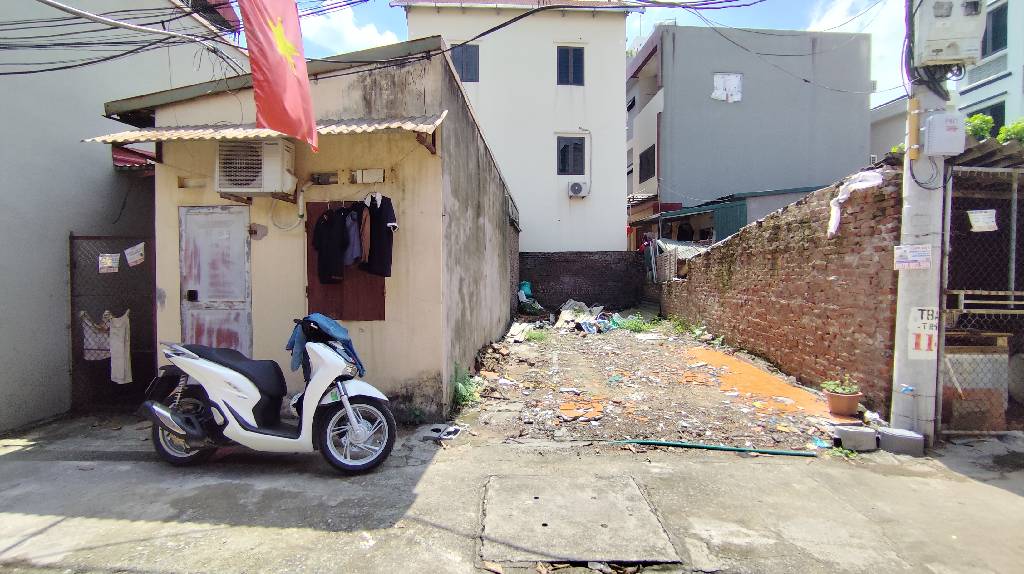  Bán đất Phố Trạm 50m x 4 vuông vắn, oto vào đất hơn 9 tỷ TL. LH 0936123469 