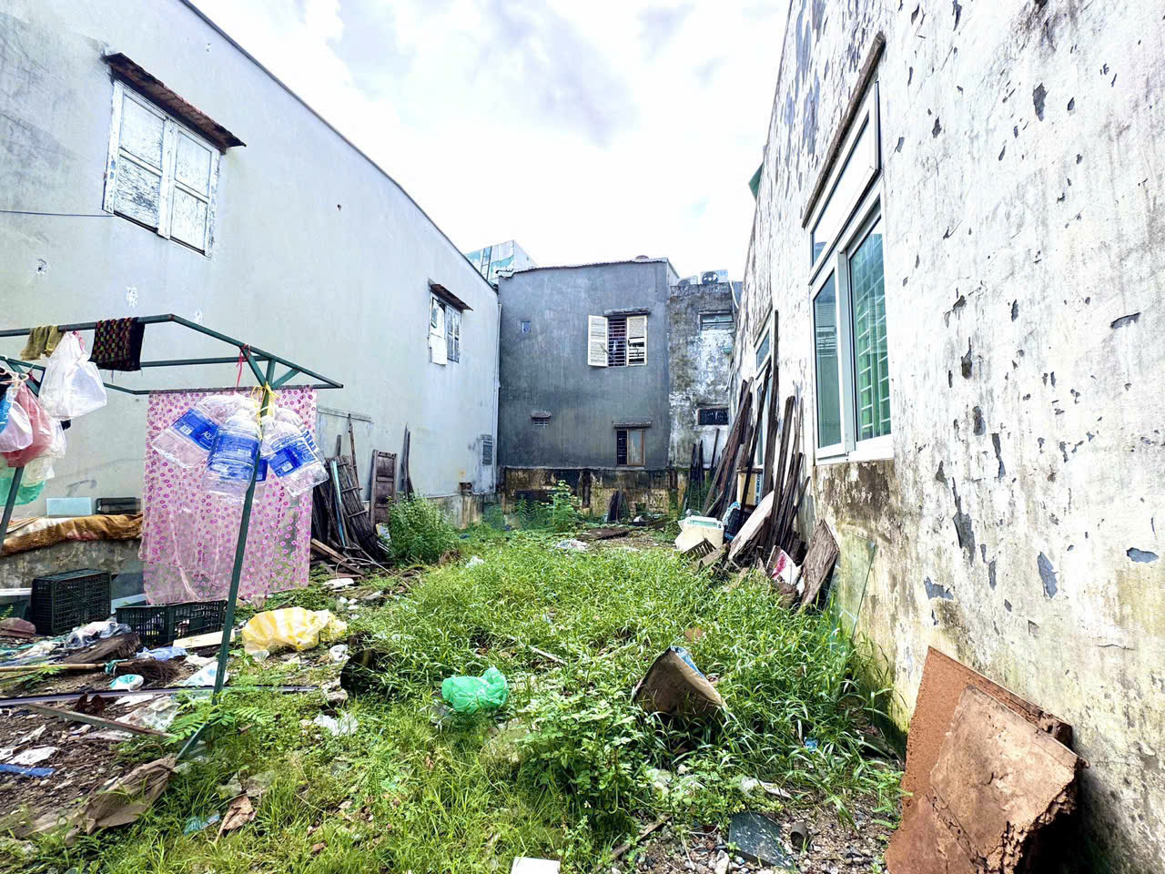  ♪ Đất kiệt Nguyễn Hoàng, 75m2, ngang 6m, 2.x tỷ 