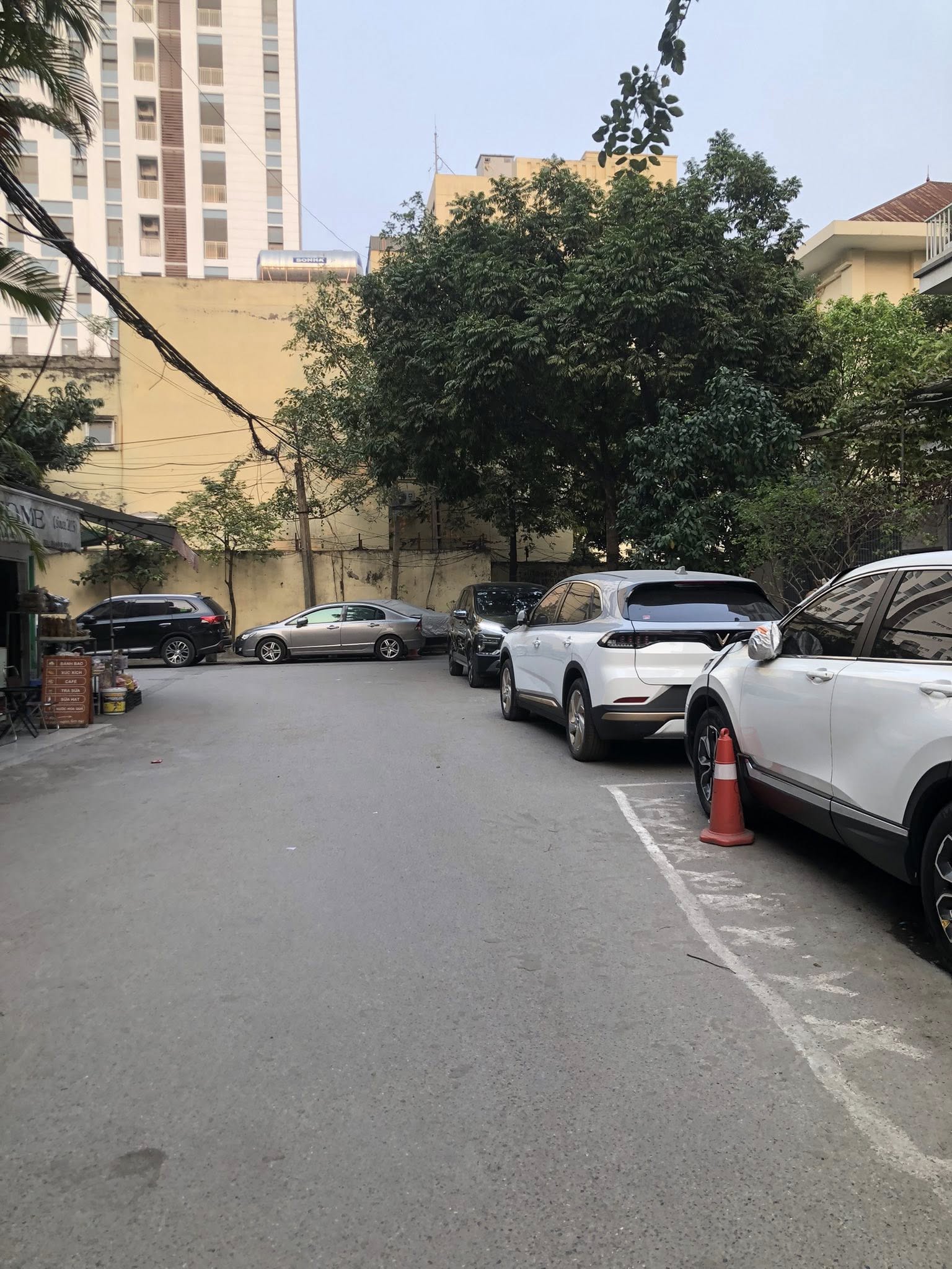  Mặt ngõ Hoàng Cầu, ô tô tránh kinh doanh, 2 thoáng, 100m, 5 tầng, 32 Tỷ 