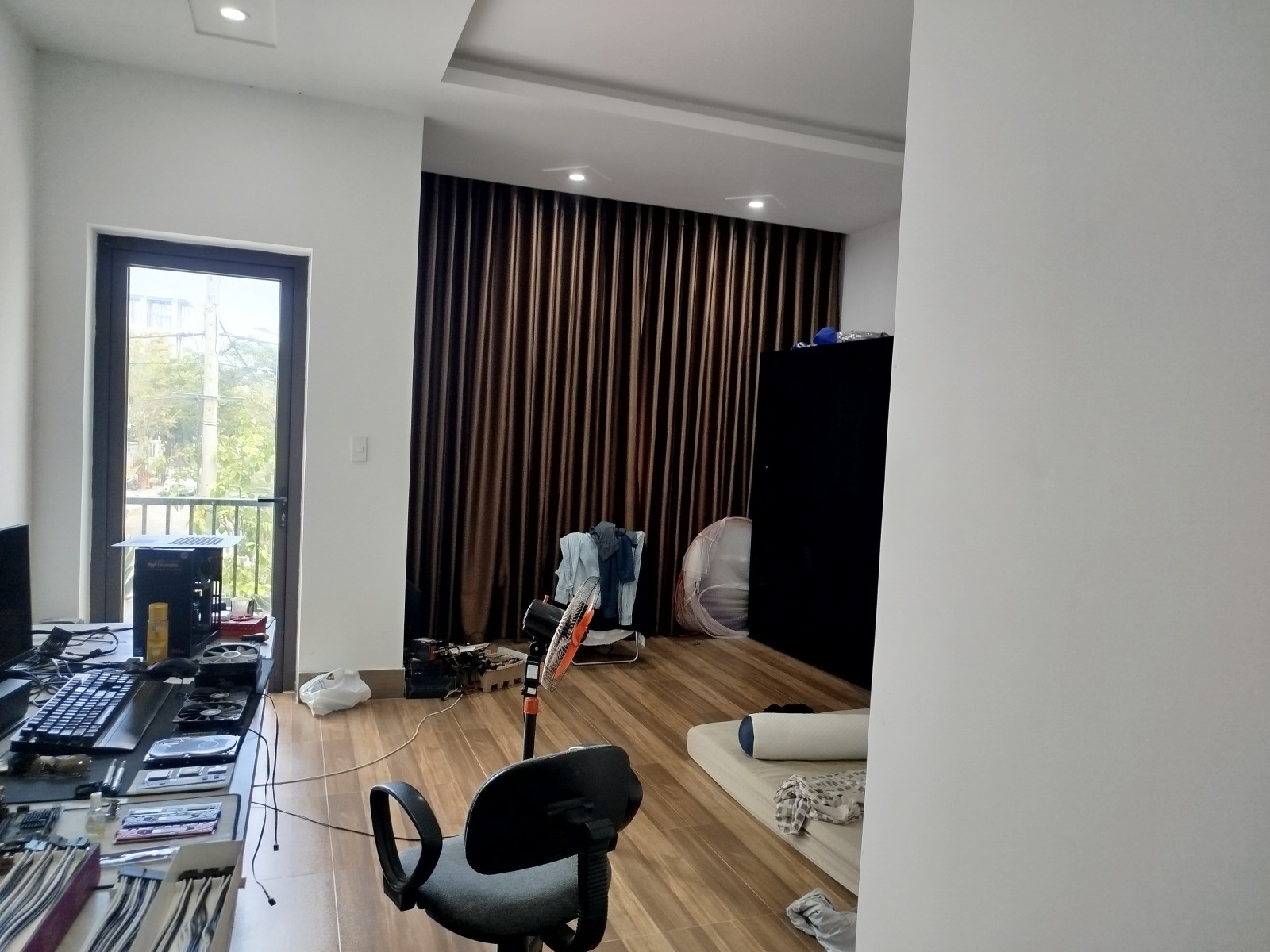  Bán nhà 3 tầng 105m2 giá 7,5 tỷ Hói Kiểng 6 Nam Hòa Xuân đường 7,5m 