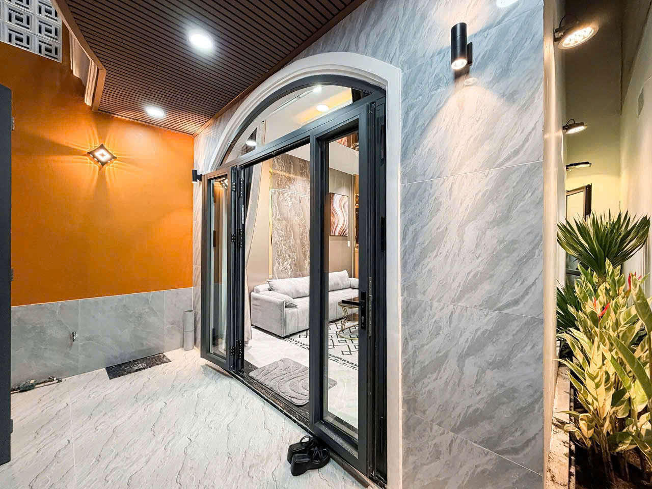  BÁN NHÀ ĐẸP - BÌNH THẠNH - PHAN VĂN TRỊ - 3PN LỚN - CHÍNH CHỦ XÂY BÁN 6.88 TỶ TL - TẶNG FULL NỘI THẤT 