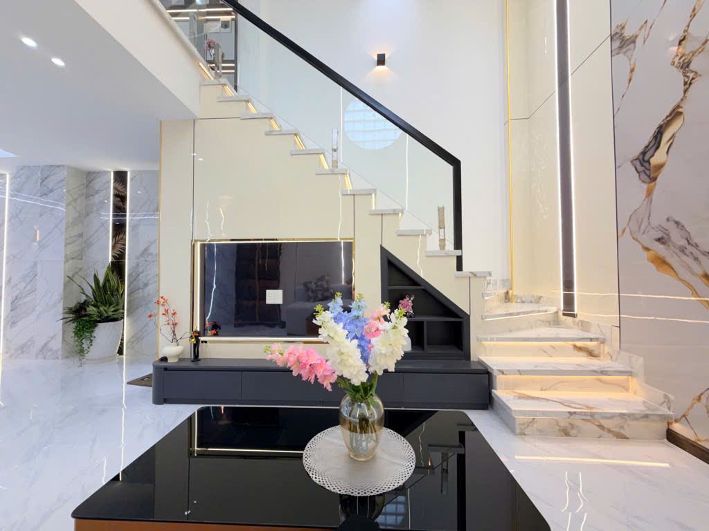  ????NHÀ XÂY MỚI - 1 CĂN RA Ô TÔ TRÁNH - LÊ ĐỨC THỌ P. AN HỘI ĐÔNG (P16 GÒ VẤP) - 4 TẦNG 9x4.1M - HOÀN CÔNG ĐỦ - CHỈ 6.18T???? 