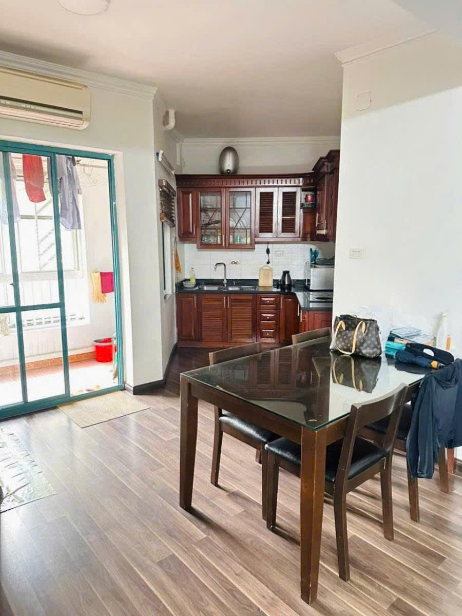  19.11.25.1 Bán căn hộ 4 PN 3WC sửa đẹp, DT 142m2 giá cực rẻ chỉ 10,5 tỷ khu ĐT Mỹ Đình Sông Đà 