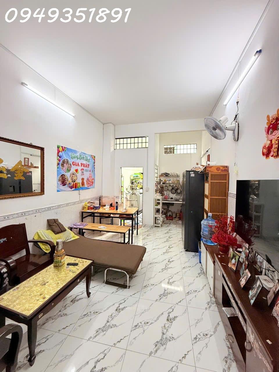  ???? CẠNH MẶT TIỀN TRƯỜNG CHINH – HẺM NHỰA ÔTÔ TRÁNH – 87M² – 2 TẦNG – 3PN (1PN TẦNG TRỆT) 