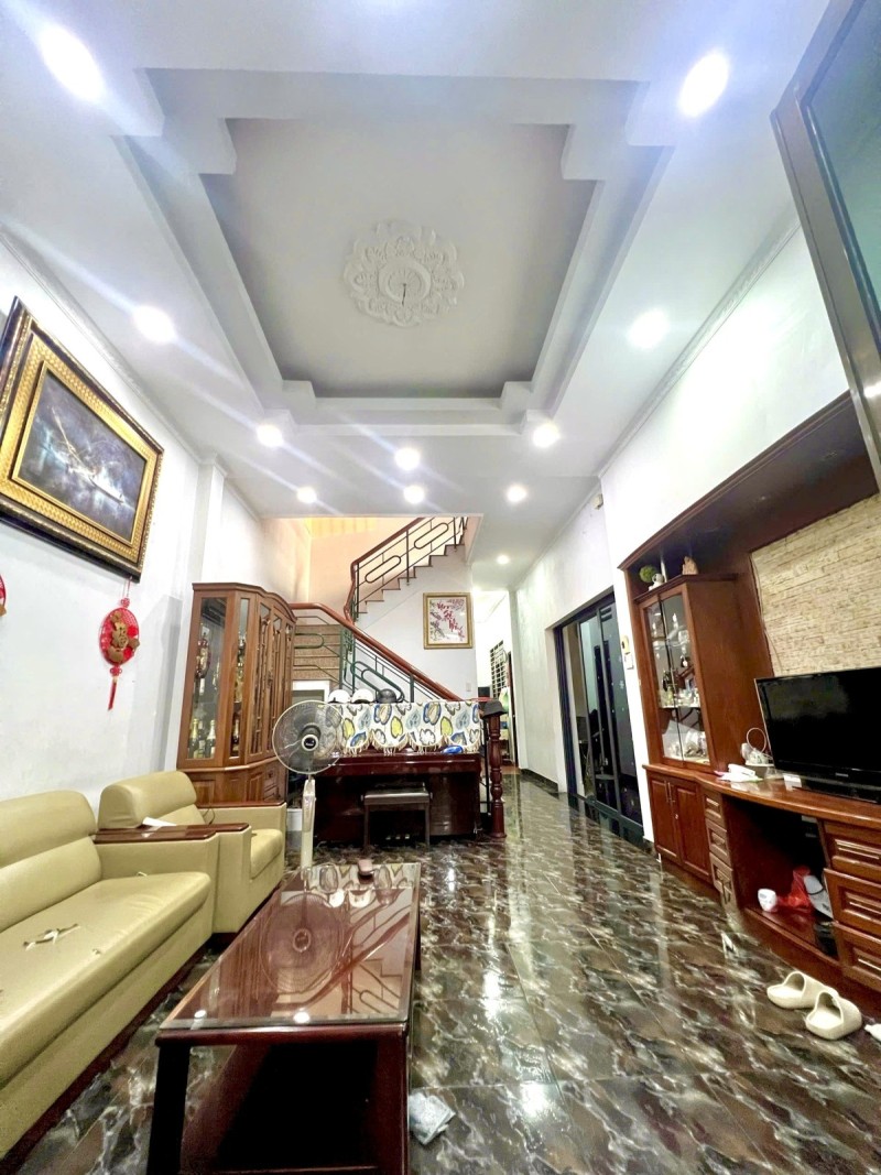  Tân Phú: Bán nhà hẻm Tân Kỳ Tân Quý 425m2, 4 tầng. Sổ hồng, 75 tỷ. Vị trí vàng! Gọi ngay! 