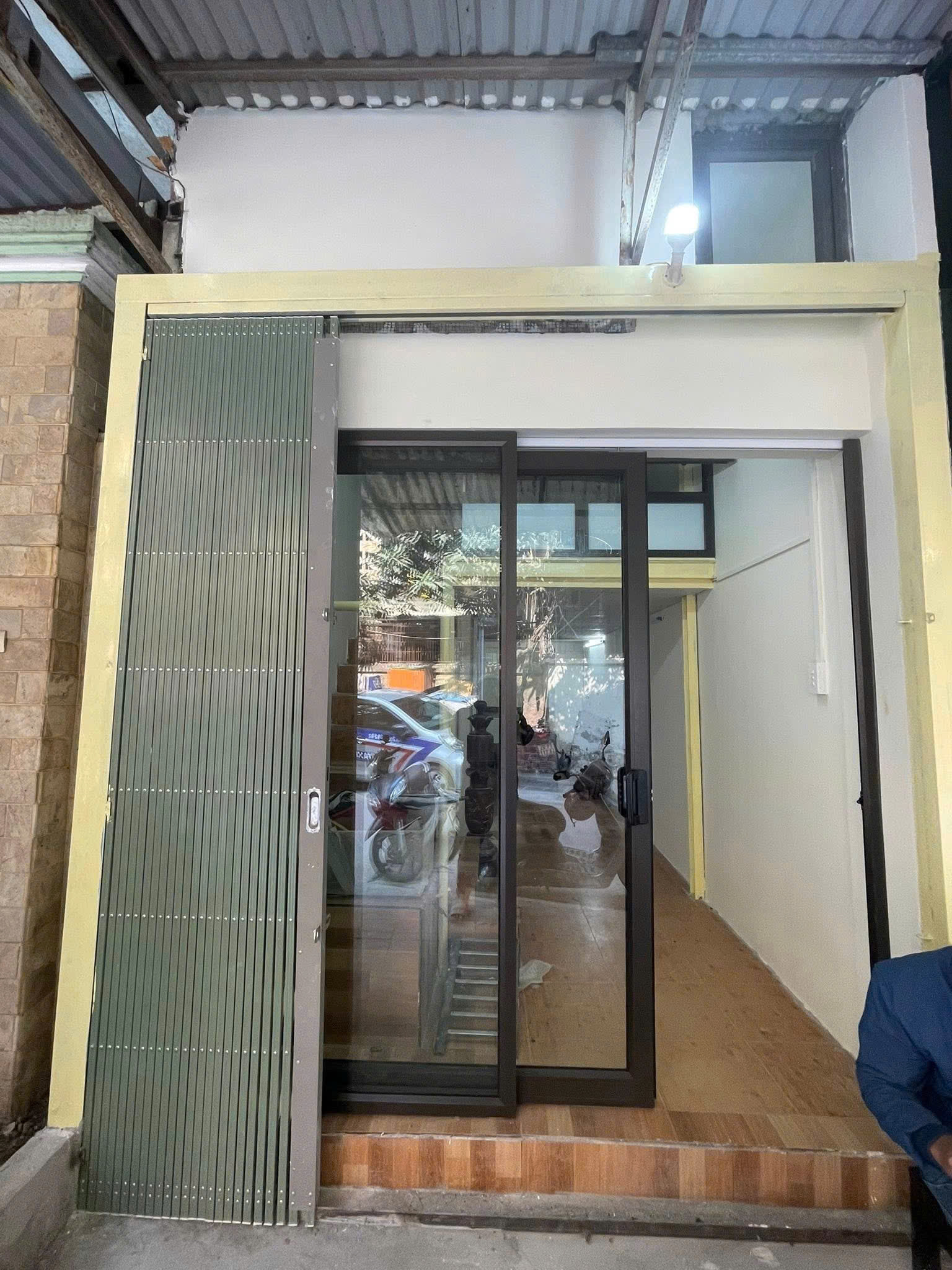  Cho thuê nhà riêng 1 tầng tại Nghĩa Tân, 40m², gồm 2 ngủ, 1 vệ sinh, 6.5 triệu 