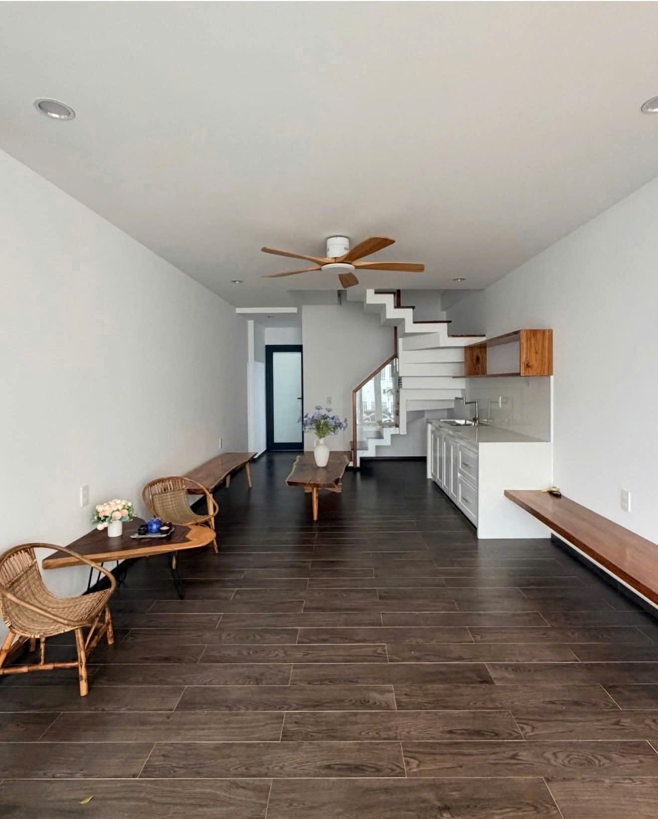  ???? BÁN NHÀ 2 TẦNG MỚI XÂY DỄ THƯƠNG CỰC KỲ – KIỆT Ô TÔ VI VU – KO LỤT - GẦN TRƯỜNG HỌC VÀ CHỢ 