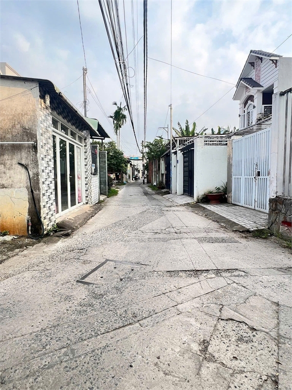  NP1053 bán nhà phố 1 lầu thiết kế 3 phòng ngủ, dân cư dân trí cao, an ninh 