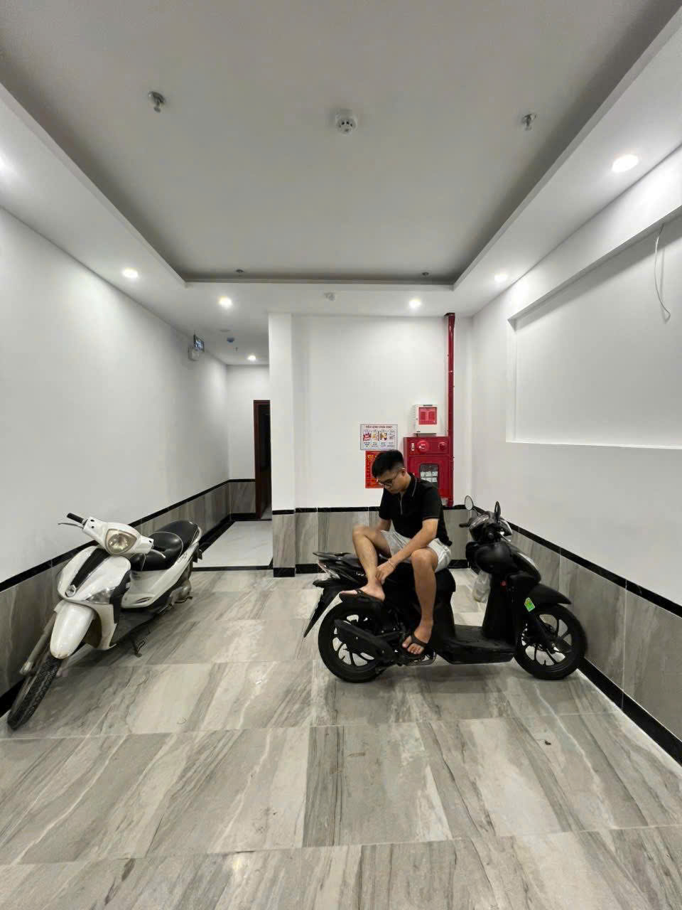  CCMN THỊNH QUANG -  11 PHÒNG KK - THANG MÁY - PCCC 50m2 6 tầng mt 3.9m Giá 13.68 tỷ 