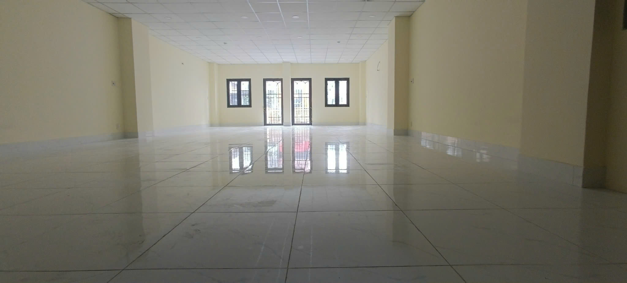  CHO THUÊ Văn phòng/Mặt bằng 61 Phổ Quang, Q. Tân Bình - Vị trí đắc địa gần Sân bay Tân Sơn Nhất, đường lớn 2 chiều 