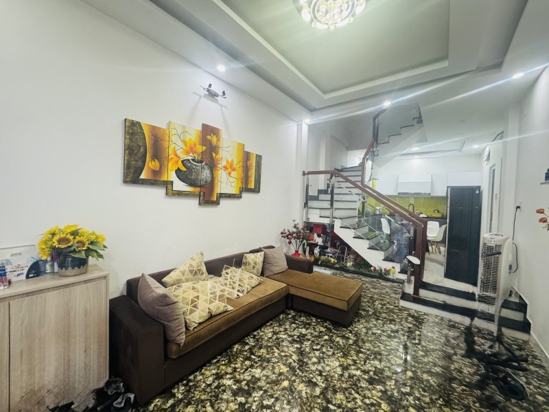  ♥ Nhà kiệt 3m sát MT Lương Thế Vinh, 50m2, 3 tầng cực xịn, 5.x tỷ 