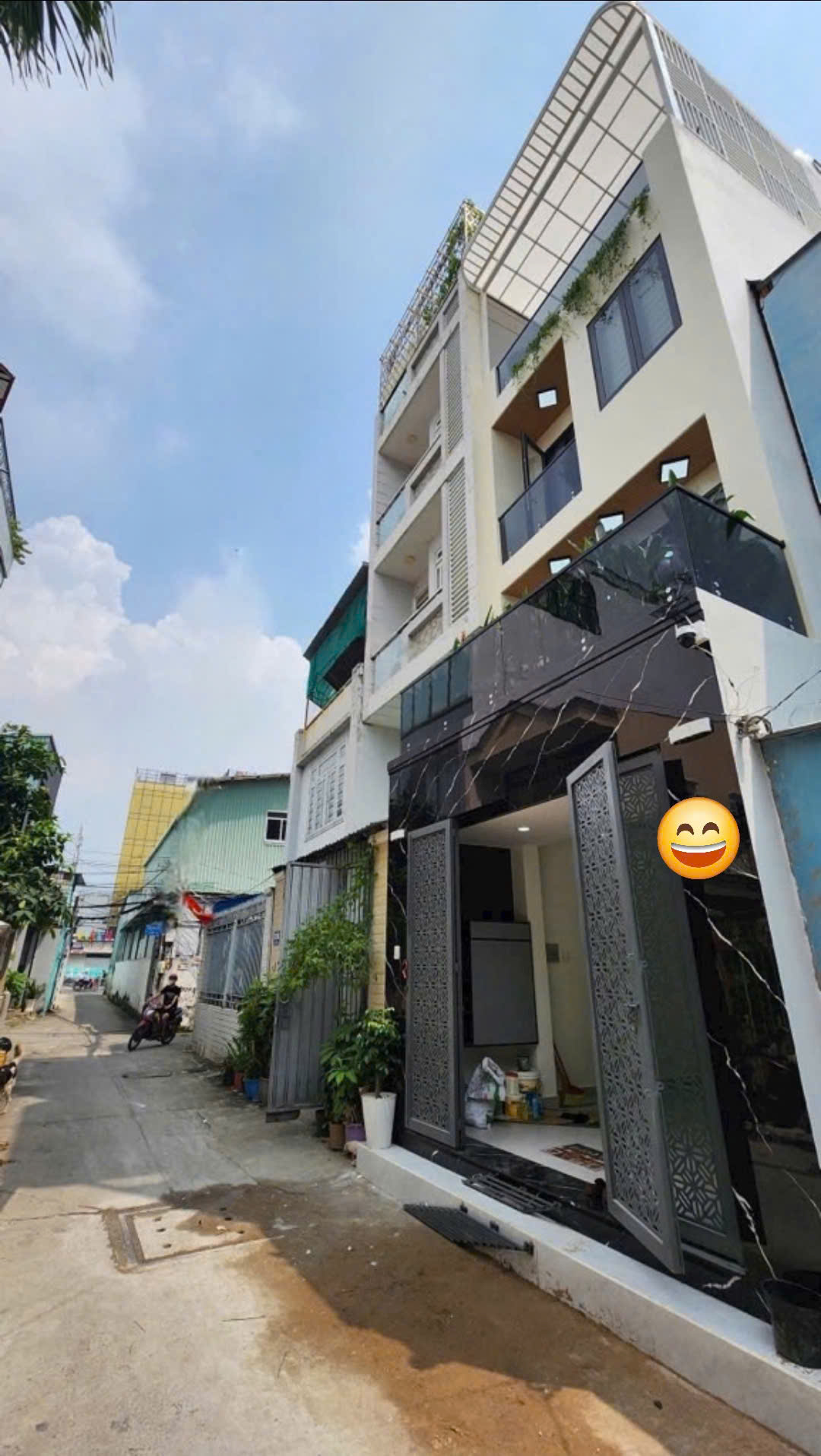  MẶT TIỀN   NGUYỄN THỊ THẬP 
TÂN THUẬN Q7 
NGANG 4 DÀI 15 M - 4T
CÓ 12 TÊ 