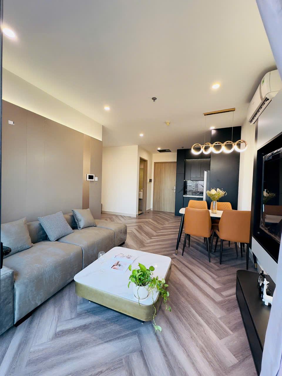  Bán căn hộ 1PN+1 view trực diện VINUNI đẹp nhất dự án- Hướng Đông Nam, tầng trung thoáng mát 