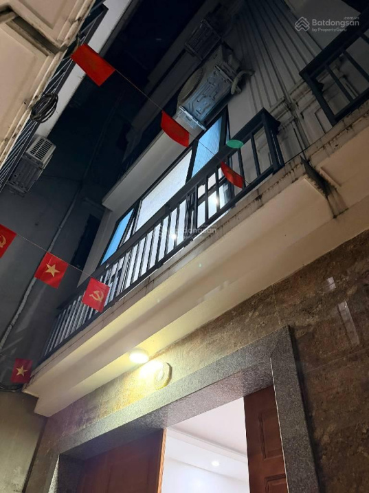  BÁN NHÀ CỔ NHUẾ - GẦN NHIỀU TRƯỜNG HỌC CÁC CẤP - TIỆN ÍCH NHIỀU - DT 36M2 - GIÁ 8,9 TỶ. 