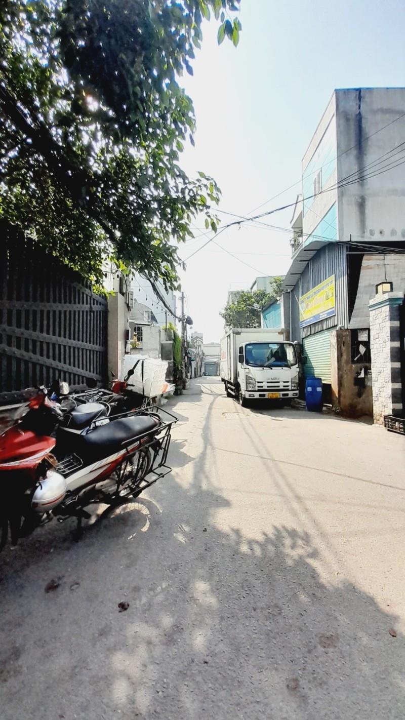  Bán nhà đường Lô C ngang 6m - 104m2 thổ cư gần chợ Tam Bình - 3.4 tỷ 