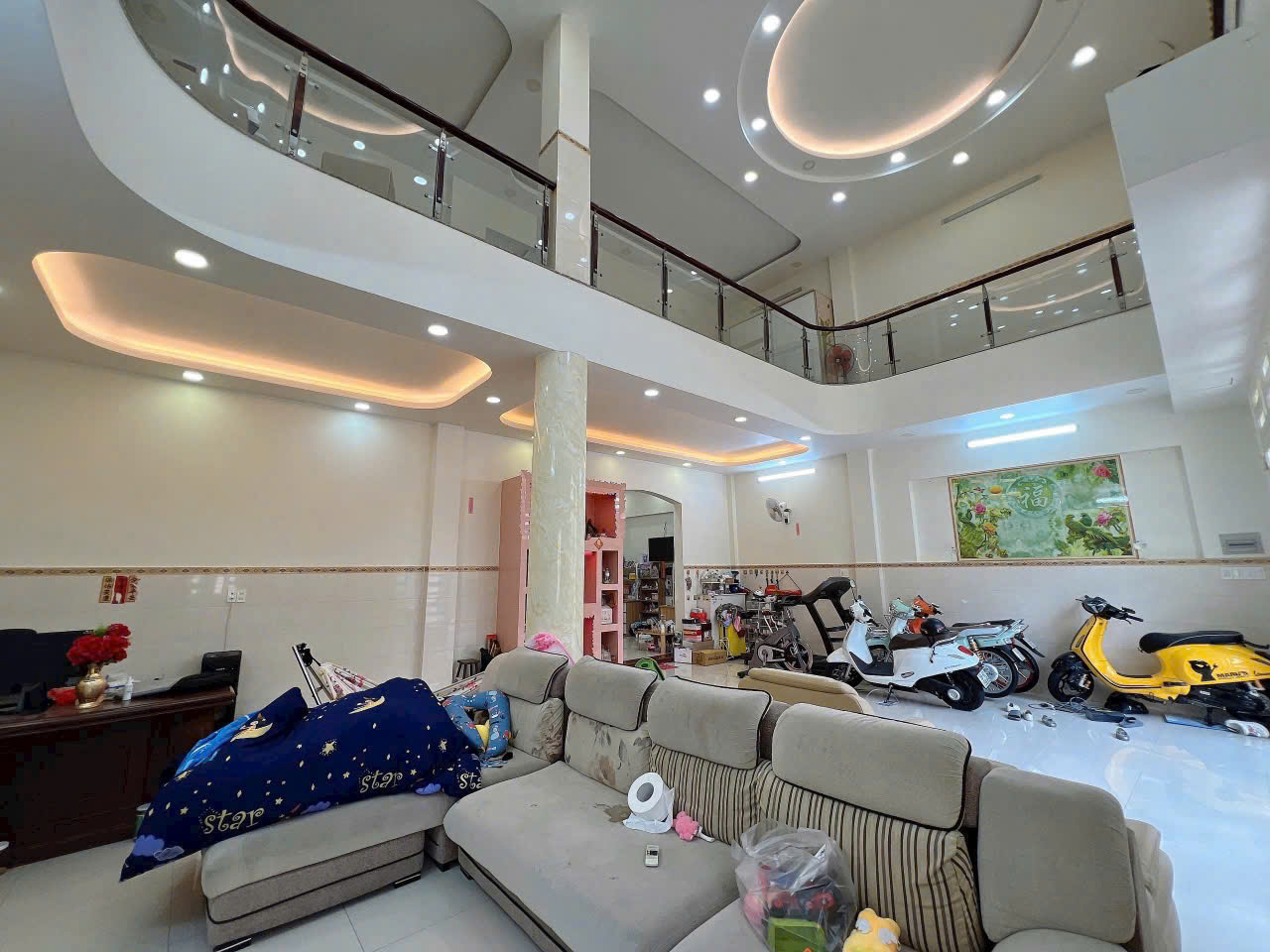  Biệt Thự mặt tiền đường 13m khu bàn cờ Phường Hiệp Tân - Tân Phú. 