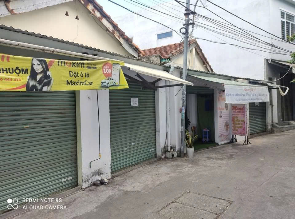  Bán nhà tại 65 Phan Kế Bính, p Hải Châu, tp Đà Nẵng (Nhà bao gồm nhiều kiot và nhà cấp 4) 