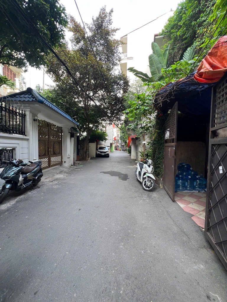  BÁN NHÀ PHÂN LÔ LÊ TRỌNG TẤN - SỔ ĐỎ NỞ HẬU 70M  X 4 TẦNG  GIA ĐÌNH TỰ XÂY GIÁ 16 TỶ 