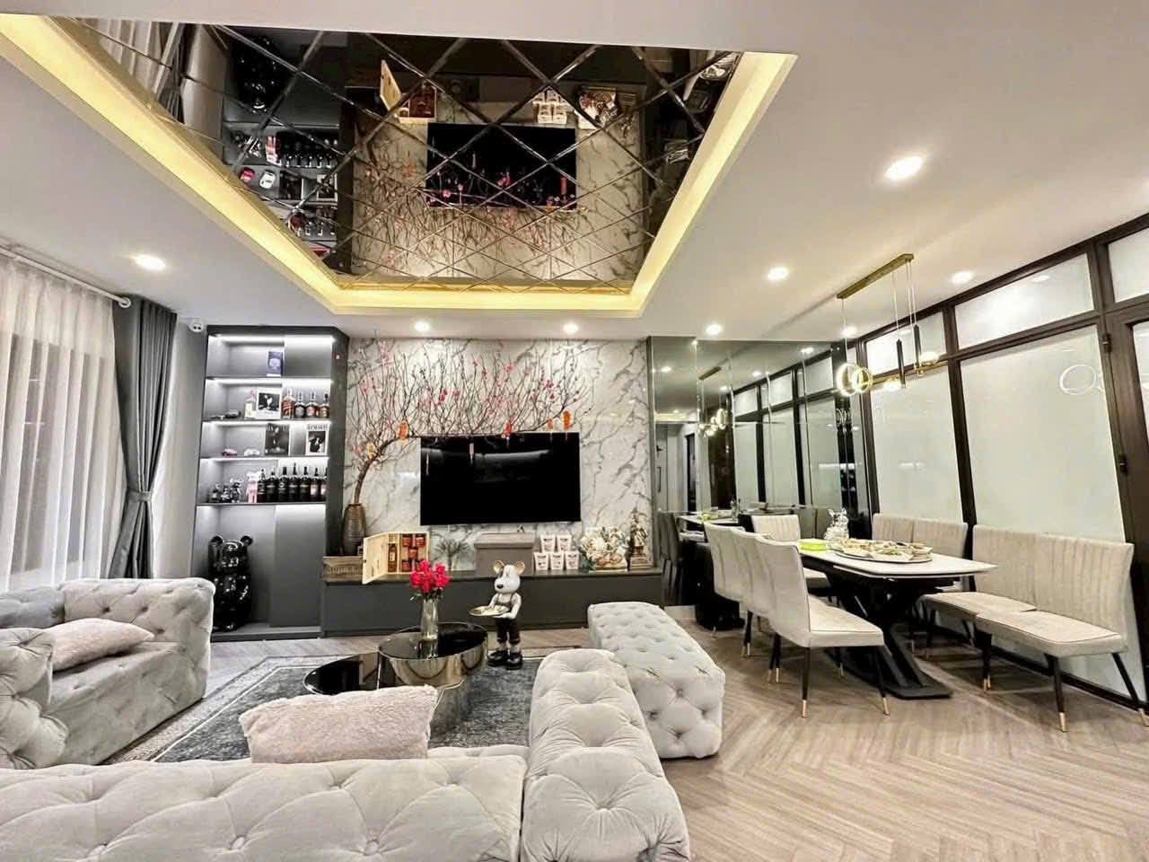  Nhà Phố Trường Chinh-39m*5tầng*4mMT- Lô góc-Ngõ thông; ô tô đỗ cách 20m- Nhỉnh 11 tỷ 