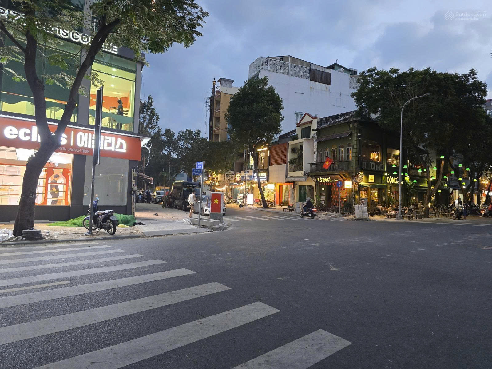  Bán nhà phố tại Yersin ngay góc Lê Thị Hồng Gấm, 36 tỷ, 72m2, mặt tiền 4.05m, chính chủ 