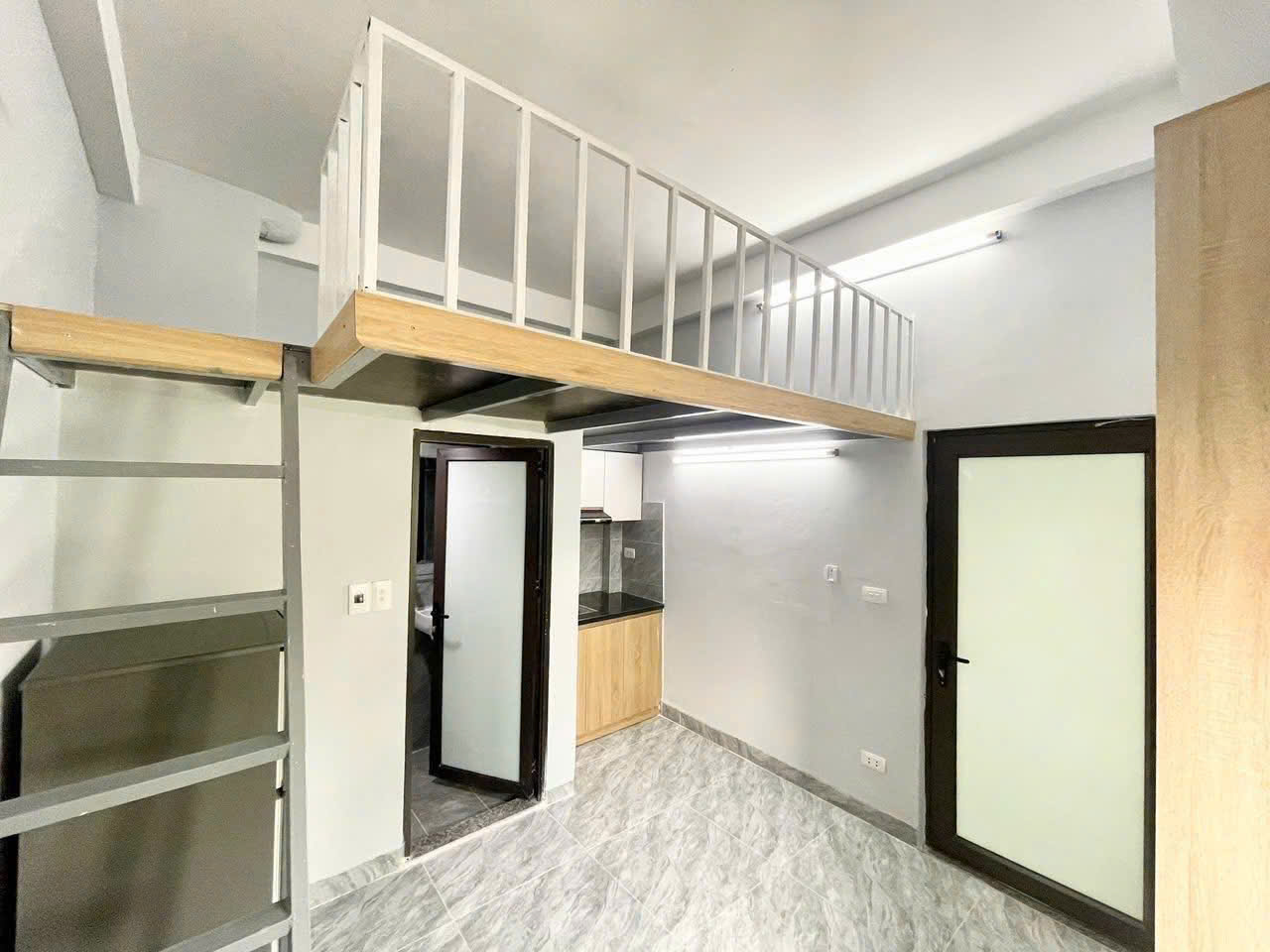  CCMN THỊNH QUANG 10 PHÒNG - 40 TR/ TH - LÔ GÓC. 38m2 6 tầng mặt tiền 3.6m Giá 10.5 tỷ 