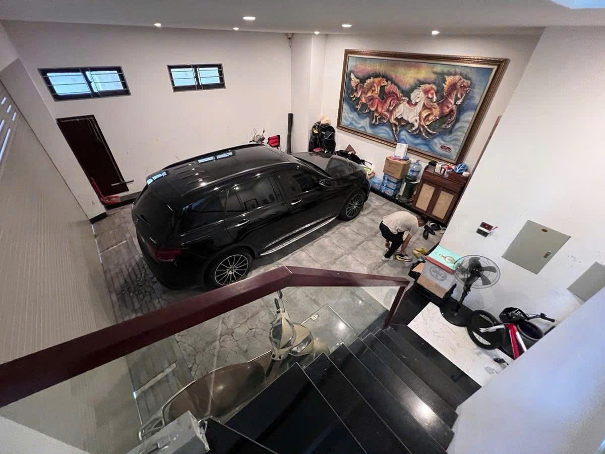  PHÂN LÔ TRẦN QUANG DIỆU – LÔ GÓC ĐẲNG CẤP – Diện Tích 48m2 7 tầng mặt tiền 6m Giá 33.5 tỷ 