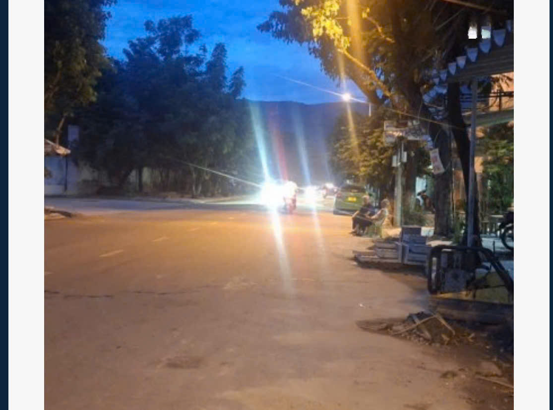  - Hải Châu, Nhà 3 tầng, 2 mặt tiền, Lưu quý kì, đối diện công viên châu á, dự án daothao đang xây dựng. 