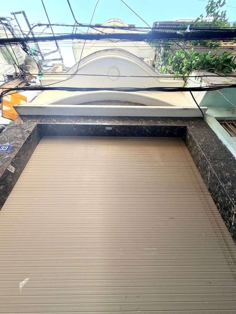  NHÀ MẶT NGÕ - BA GÁC ĐỖ CỬA - 30M RA Ô TÔ - 100M RA PHỐ - TIỆN ÍCH NGẬP TRÀN _ 5 TẦNG-32M2 