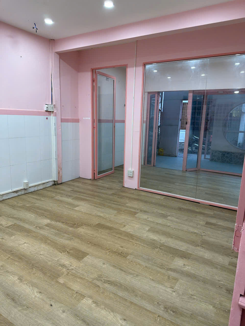  CHO THUÊ NHÀ 5 triệu 2 phòng ngủ TRỆT LẦU 2 phòng ngủ KẾ CHỢ AN HOÀ 