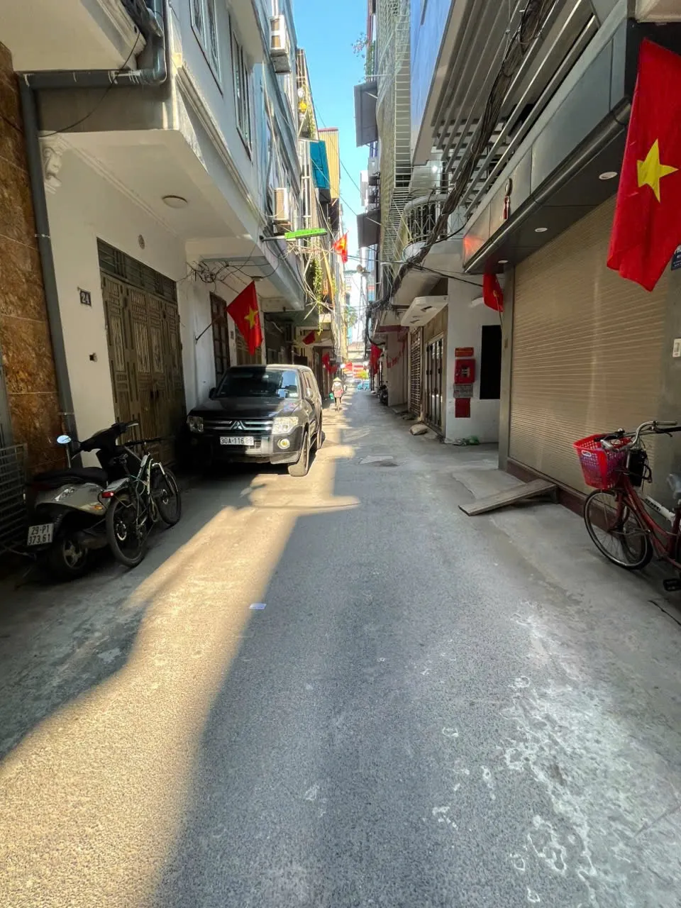  Bán Nhà Ngõ Đại Đồng Khâm Thiên 25/30m2. 4 tầng. mătj tiền 3.5m. giá chỉ 6.65 tỷ Đống Đa Hà Nội 