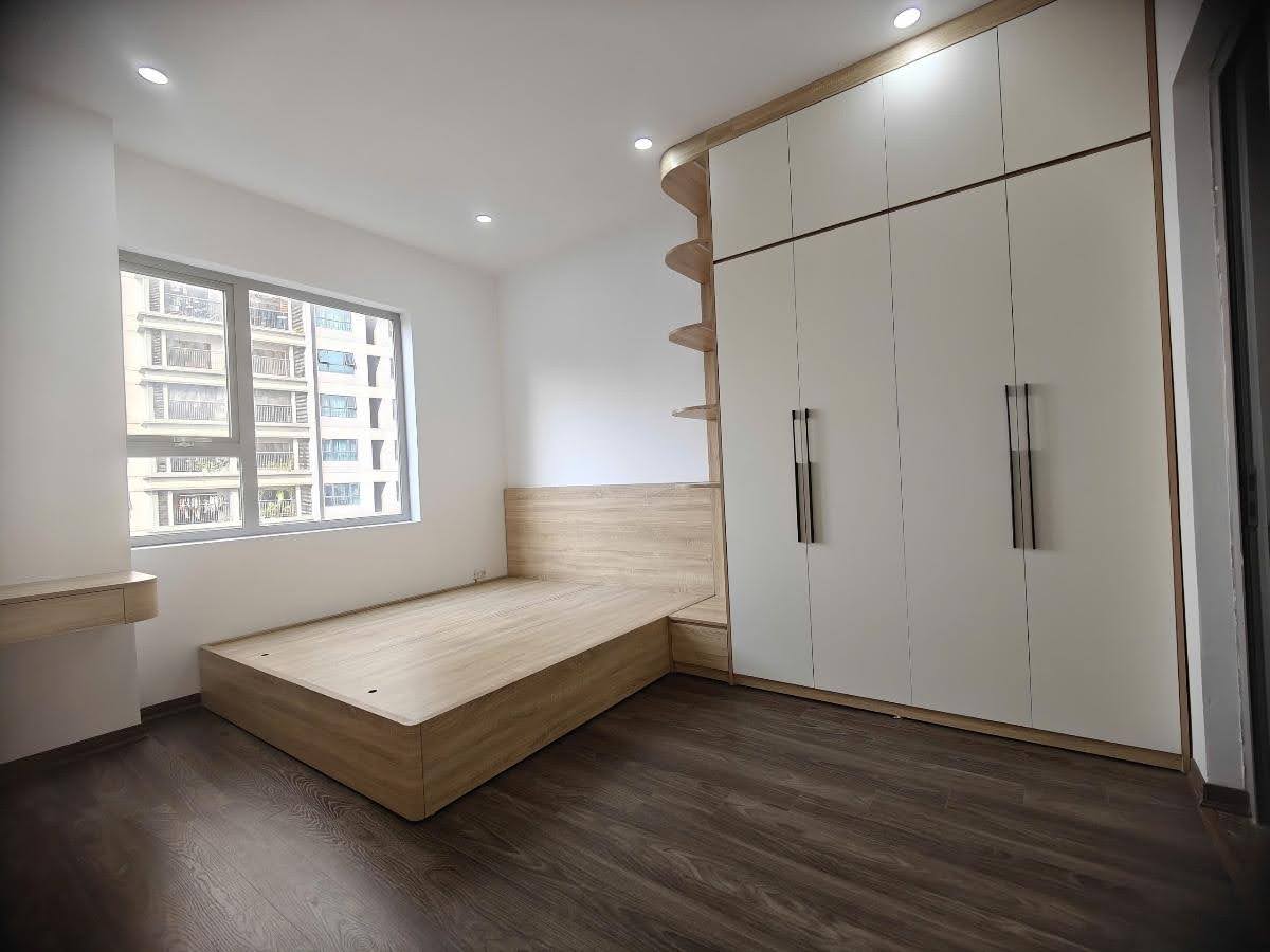  Nhà Phố Định Công Hạ-45m*5tầng- Ngõ thông Giải Phóng- Gần Trường, Chợ- Nhỉnh 8 tỷ 