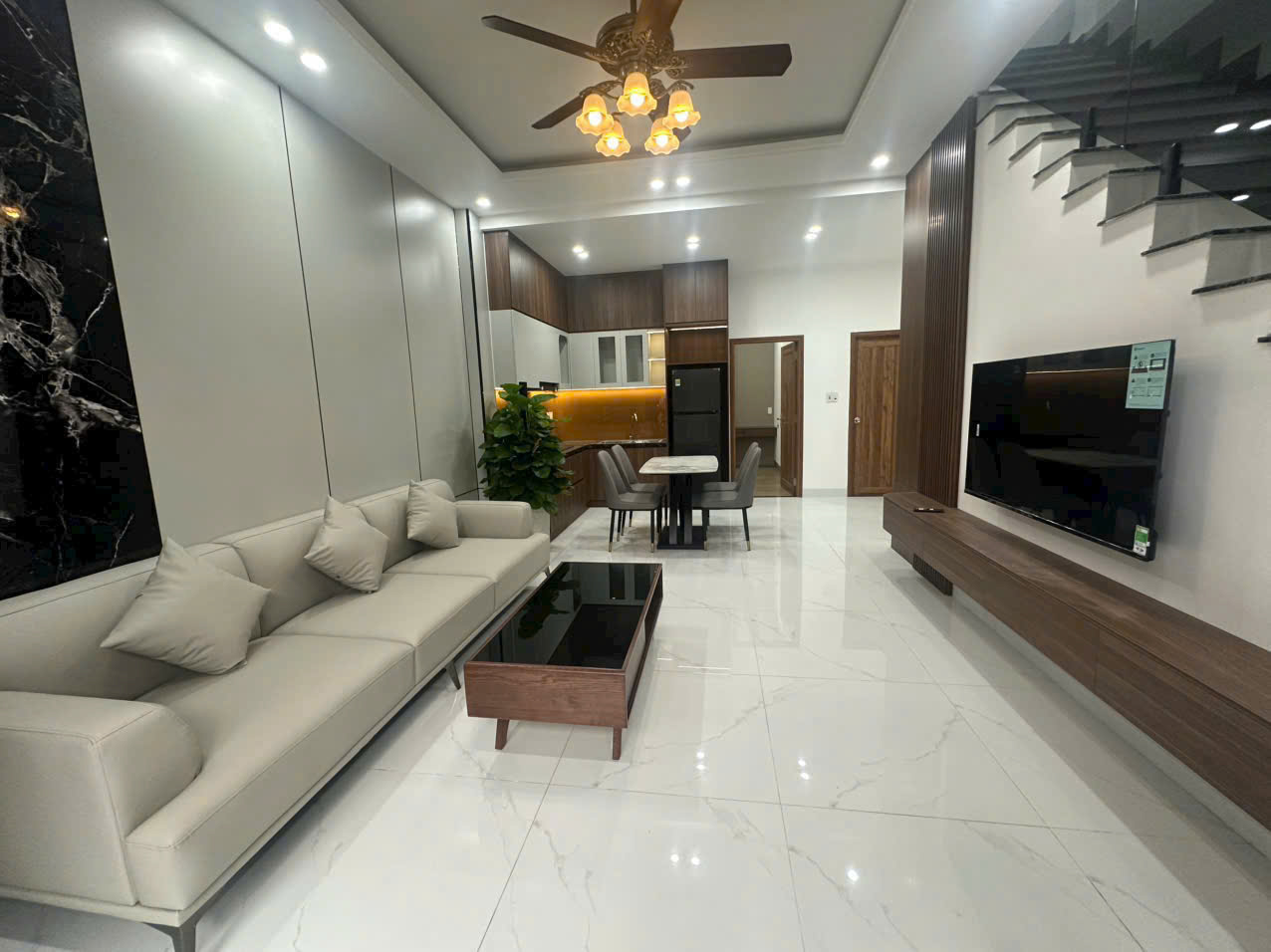  Có Hh cho ae dịch vụ chạy giúp-CC bán nhà kiệt Trần Đình Tri Full Nội Thất Tổ 189,Hòa Minh 