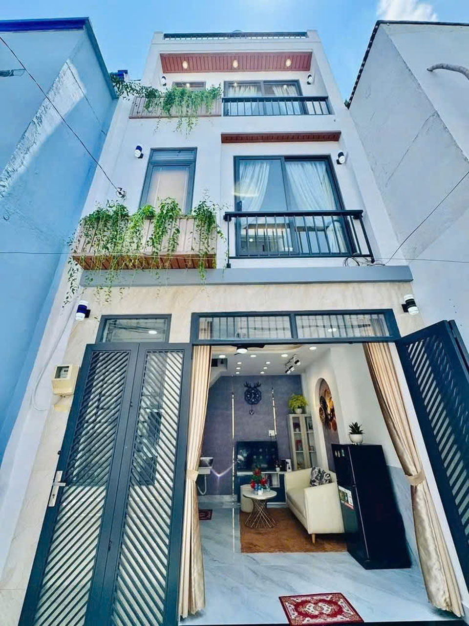  L1581 ⭐️ Giảm 100tr! sát chợ Thạch Đà, SHR, Vuông, HXH, 3 tầng, 4.1x6m, 3.x tỷ 