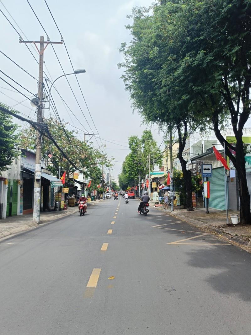  Lô góc 2 Mặt tiền Gò Dưa ngang 9.5m, Tam Bình Thủ Đức, 170 m2, 18.5 tỷ 
