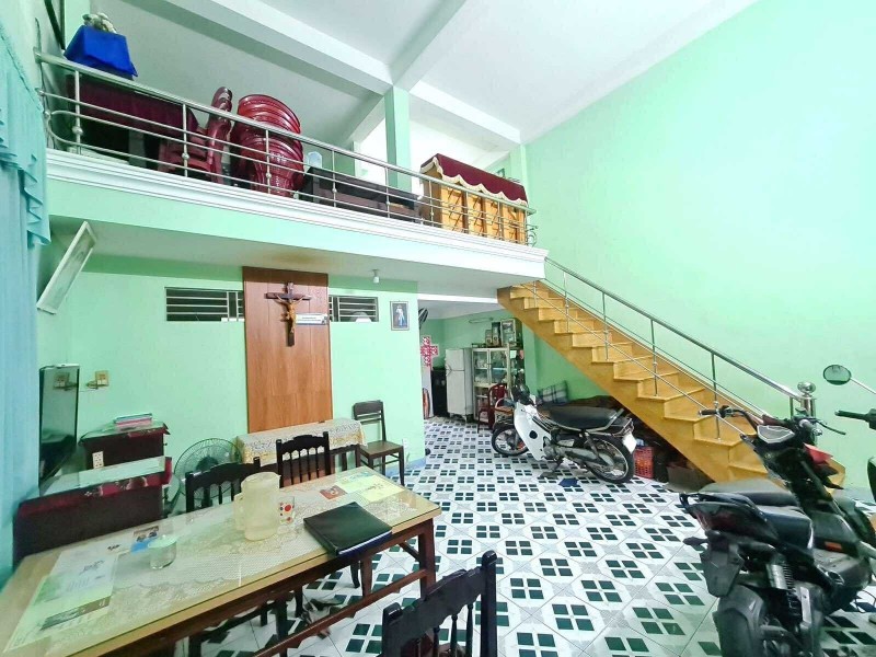  ♪ Kiệt Lê Duẩn, 78m2, ngang 6.3m, 3 tầng chắc chắn, 3PN, 4.x tỷ 