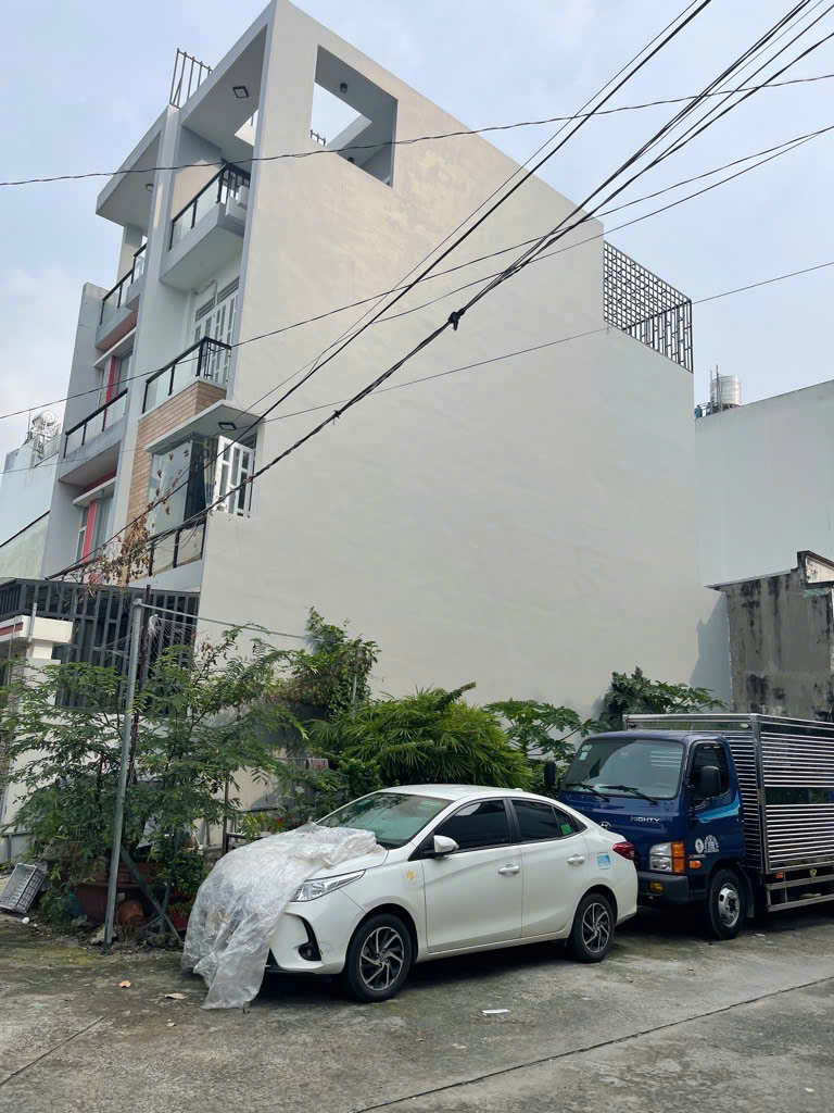  BÁN NHÀ HẺM XE HƠI LÊ VĂN QUỚI - 67.4M2 - (4x17) - 4 TẦNG - 7 TỶ. 