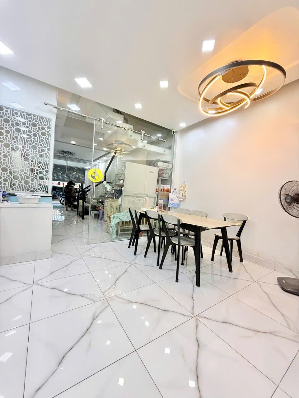  NHÀ ĐẸP – GIÁ TỐT – CẦN BÁN  NHANH CĂN  NHÀ MẶT TIỀN  TẠI Phường 13 quận Tân Bình TPHCM 