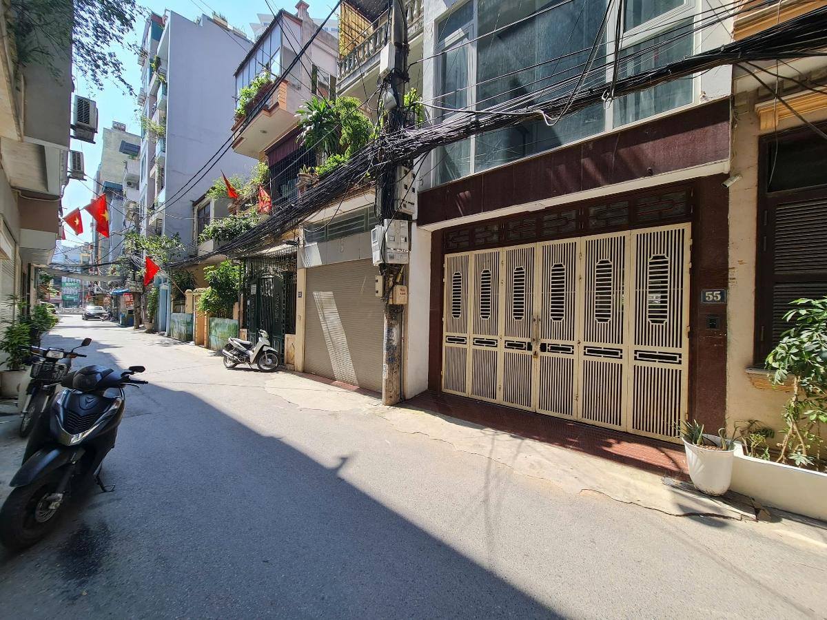  NHÀ PHÂN LÔ CẦU GIẤY - Ô TÔ TRÁNH, NGÕ THÔNG ,2 MẶT TIỀN  ĐỀU Ô TÔ KINH DOANH - TRẦN QUỐC HOÀN 