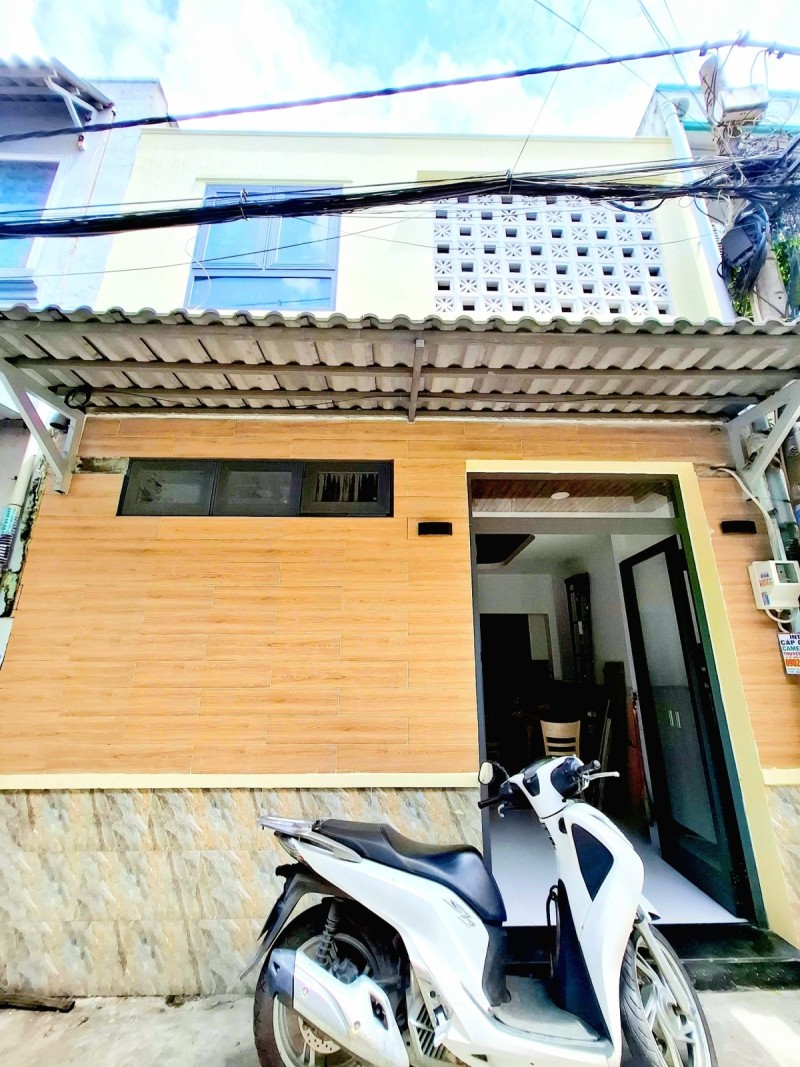  Chỉ 2.85 Tỷ Sát Tân Bình – 30M2 – 2 Tầng BTCT Mới Đẹp – Tặng Nội Thất 