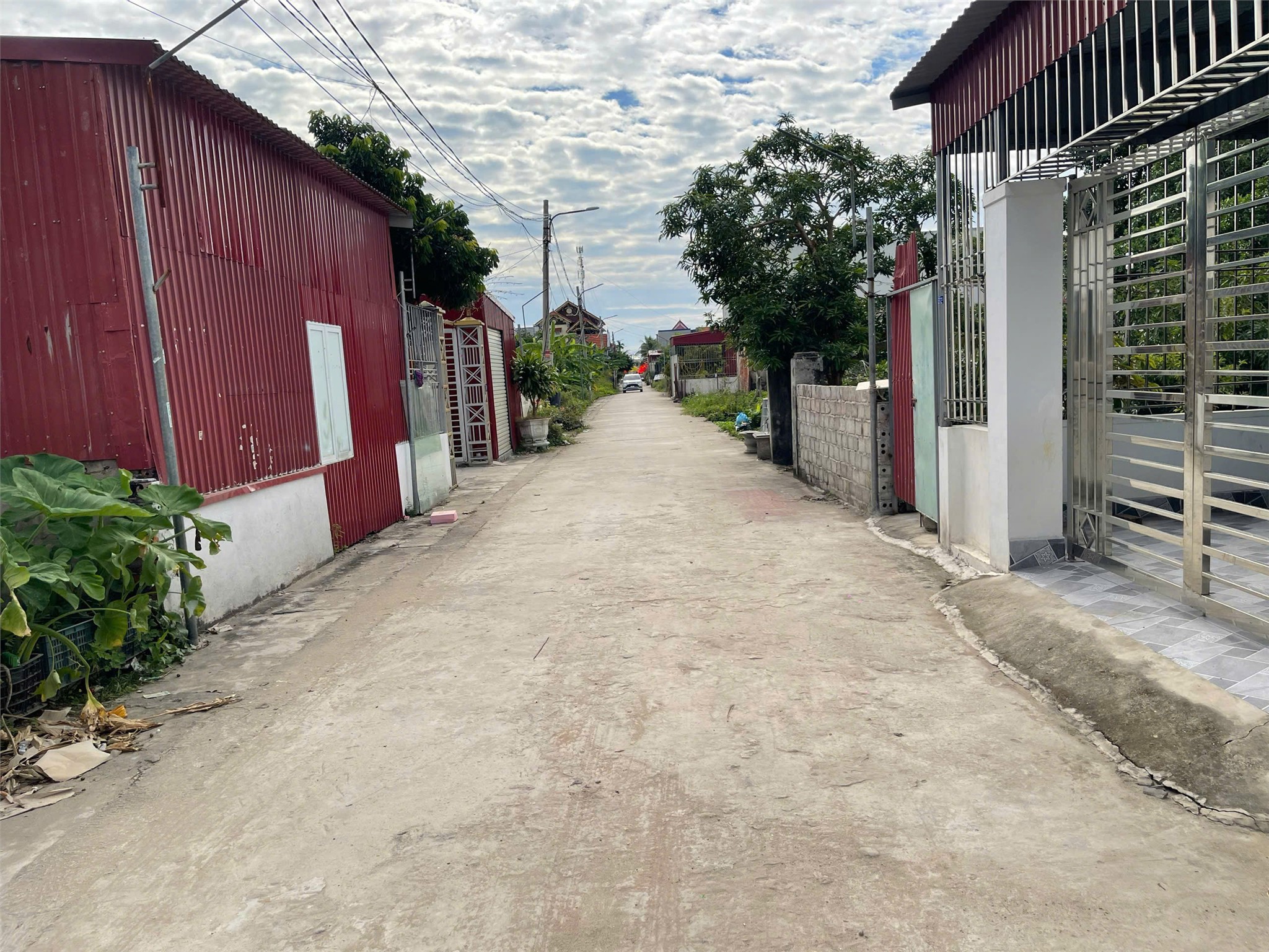  LÔ 115M² KHAN HIẾM NGÕ 93 TÂN THÀNH – ĐƯỜNG 5–6M – GIÁ TỐT – ZALO 0567 222 555 