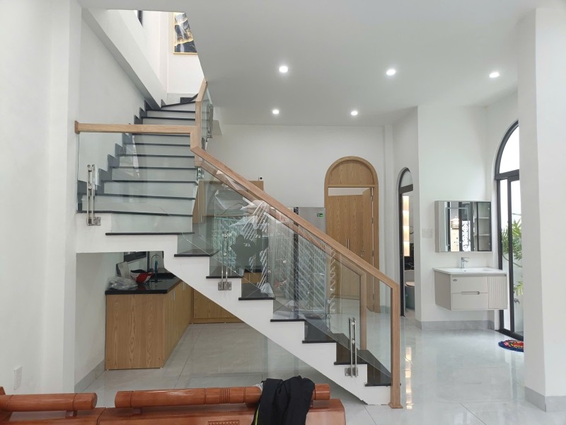  #  Lô Góc 3 Mặt Thoáng, sát Biển Nguyễn Tất Thành, 87m2, ngang 7m 