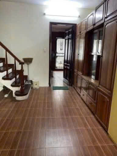  Cho thuê nhà  Ngõ ô tô 63 Thái Thịnh, 65m² x 4 tầng, 4 phòng ngủ, 3 vệ sinh, 19 Triệu 