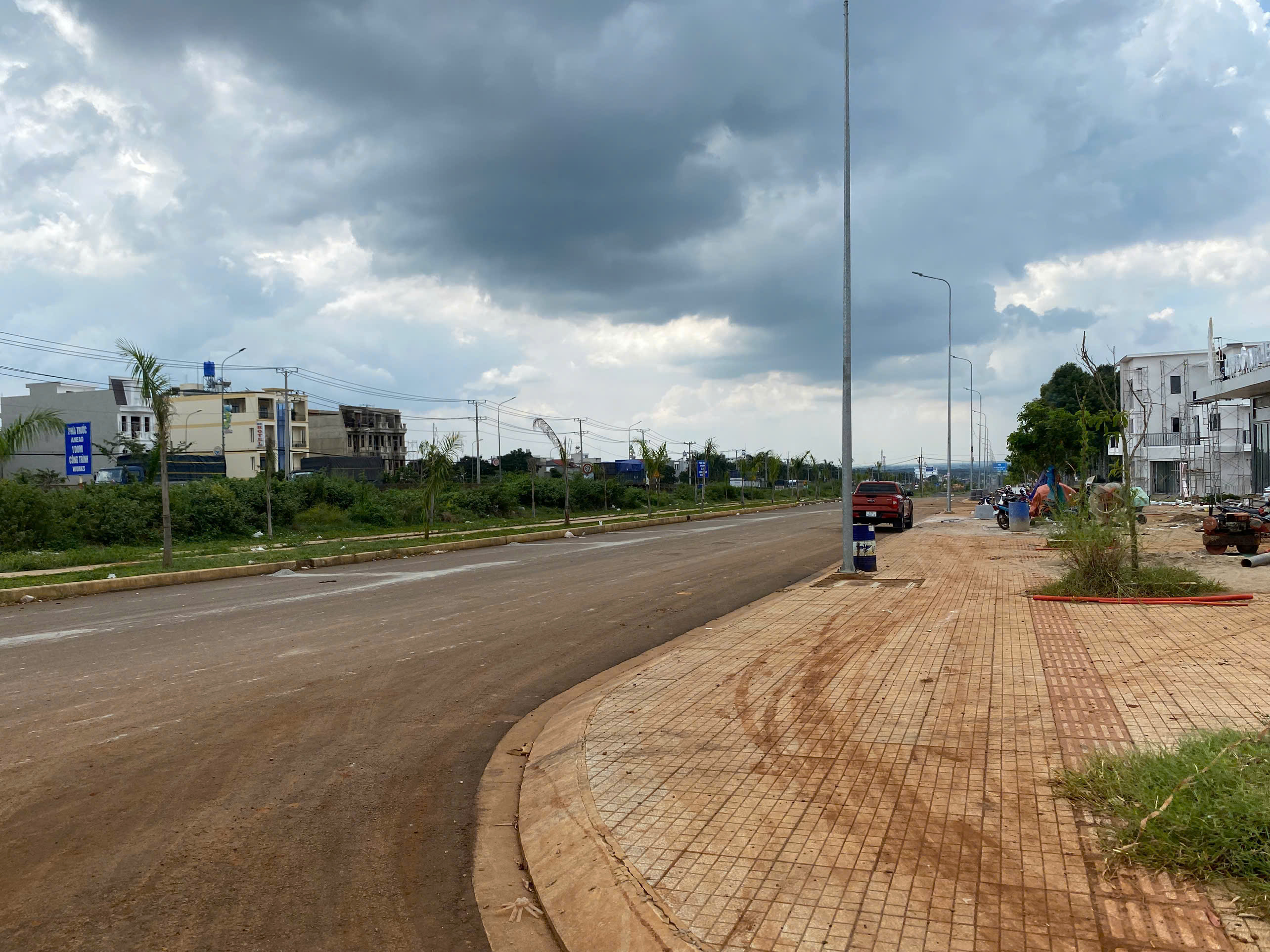  Bán nhanh đất Dầu Giây sổ đỏ, vị trí đẹp, giao thông thuận tiện mọi hướng 