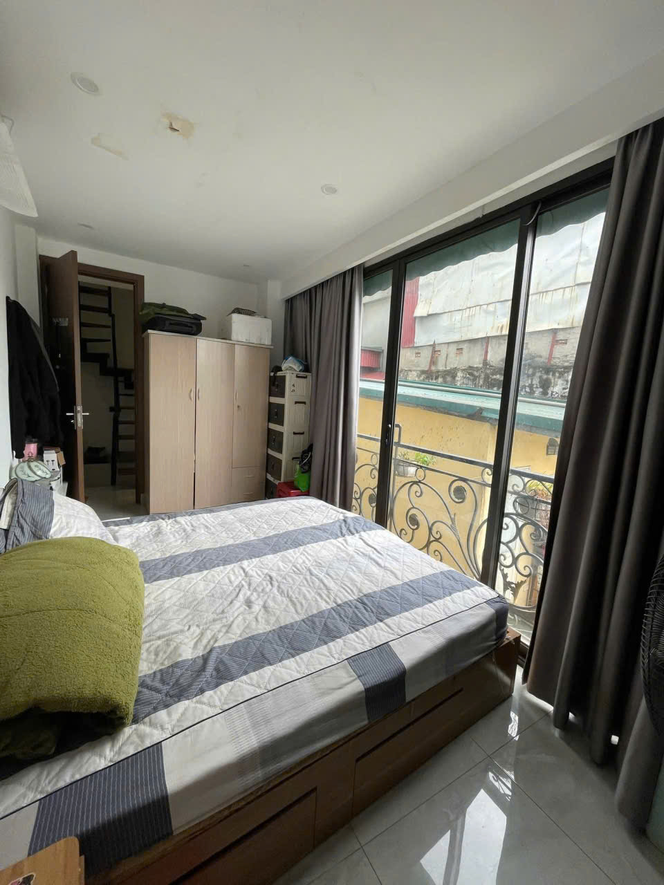  MẶT PHỐ ĐẠI CỔ VIỆT – LÔ GÓC – KINH DOANH SẦM UẤT- HIẾM 22m. 5T, nhỉnh 12 tỷ. 