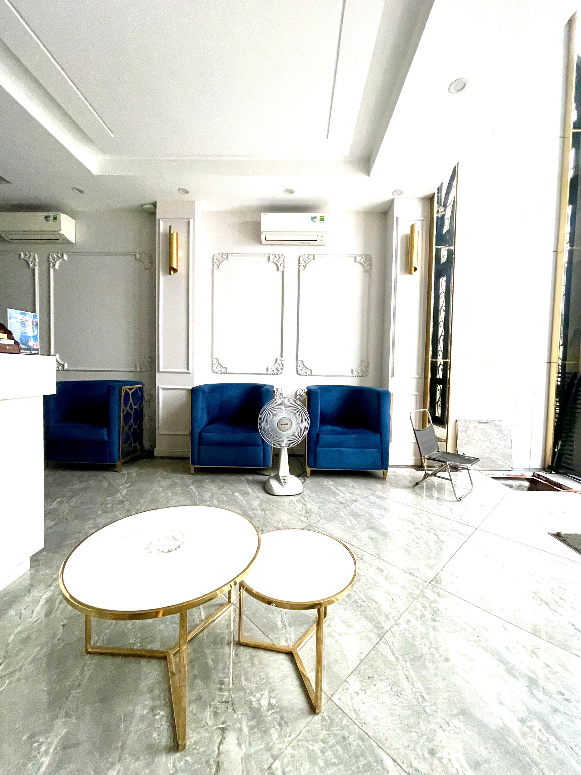  BÁN Khách sạn 9 Tầng Hẻm oto Trần Phú NT 
Diện Tích: 71,2 m Giá Bán Nhanh: 25tỷ .Chủ gửi lại 1 tỷ để khách làm Hoàn Công 