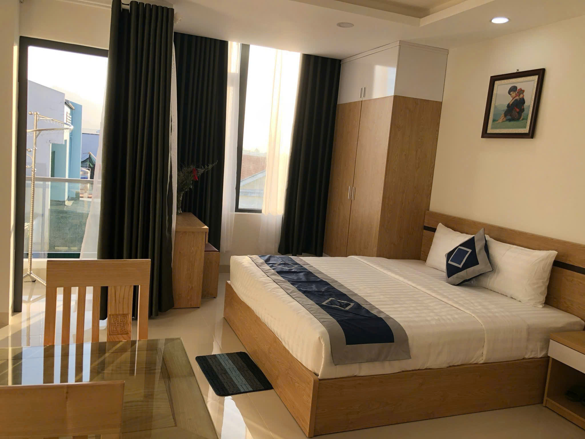  Cần bán nhanh toàn căn hộ 6 tầng mặt tiền khu Phố Hàn:
Diện tích:   106,7m2 ngang 9m mọi thông tin vui lòng lh e Trinh Số chứng chỉ: đang đợi cấp chứng chỉ mới , số chứng nhận: MG 25- 625 