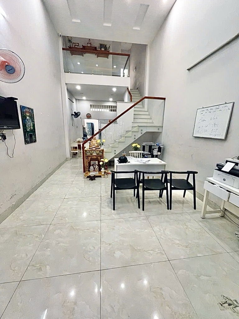  Bán nhà 2 tầng, 3PN hẻm Trương Chinh, Q.12 - 84m2, SH, 5.4 tỷ. 