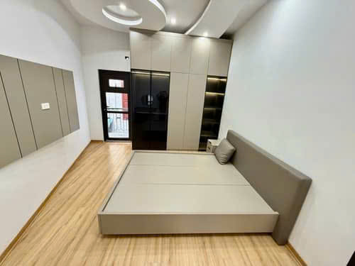  BÁN NHÀ NGÕ 343 ĐỘI CẤN 40M 4 TẦNG MẶT TIỀN 5 M TẶNG FULL NỘI THẤT GIÁ 8.9 TỶ 0878168006 